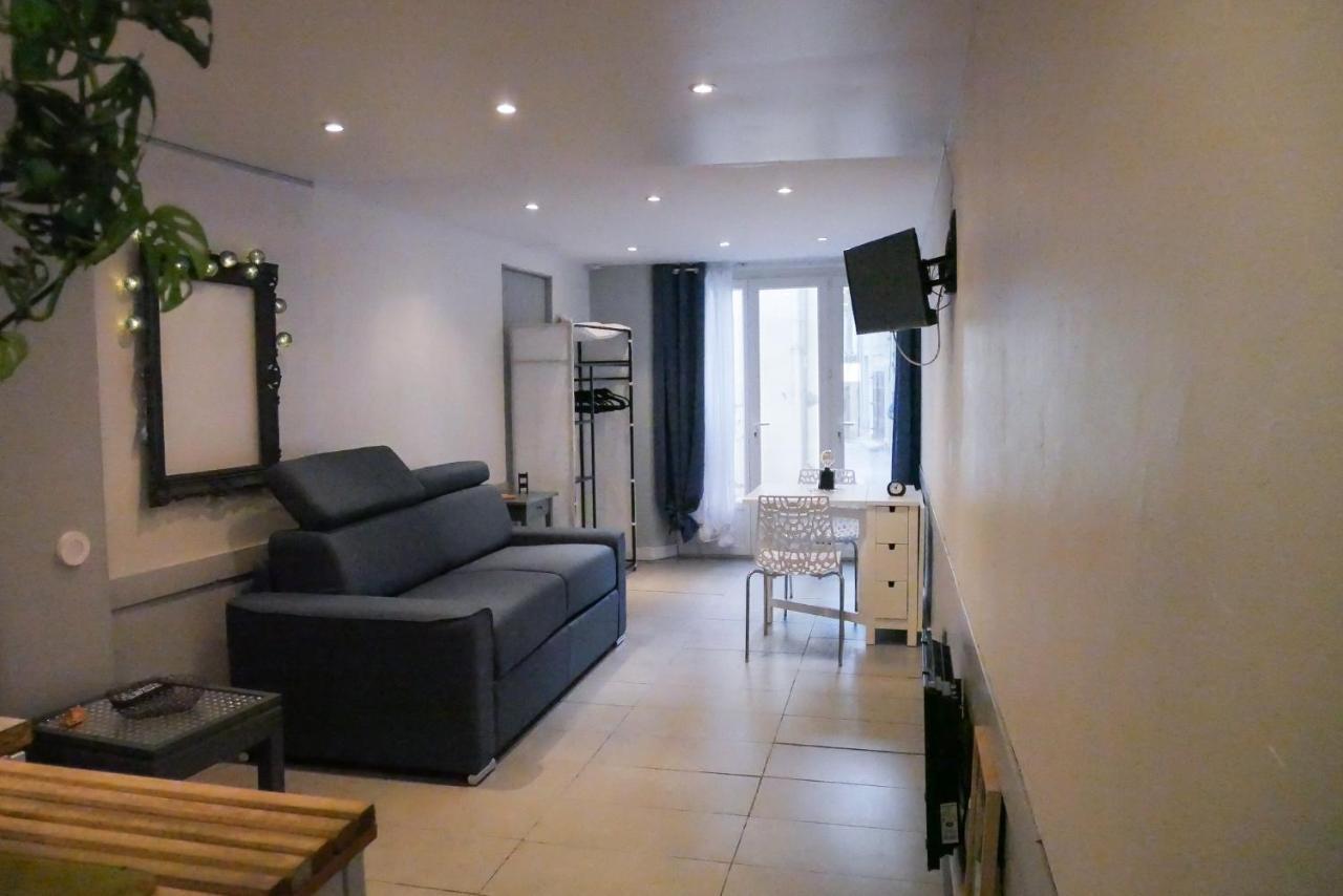 Le Studio - La Roquebrussanne Lägenhet Exteriör bild